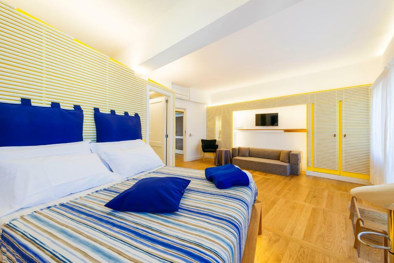 Luiselle Charming Accommodation Sorrento City Center Exterior foto