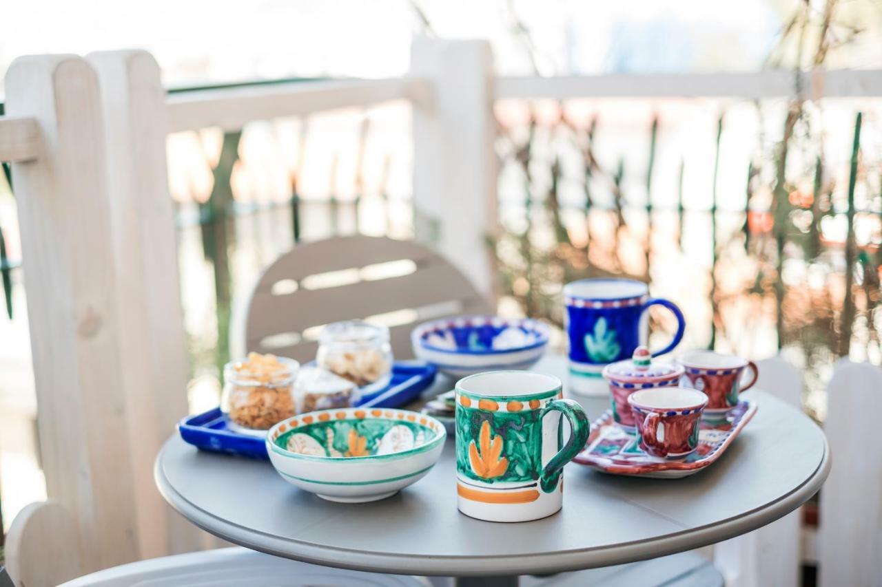 Luiselle Charming Accommodation Sorrento City Center Exterior foto