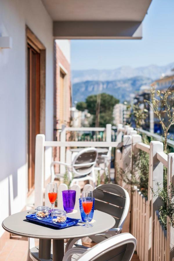 Luiselle Charming Accommodation Sorrento City Center Exterior foto